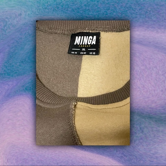 ♥︎ Minga London Patchwork Contrast Sweater ♥︎ - Picture 4 of 5